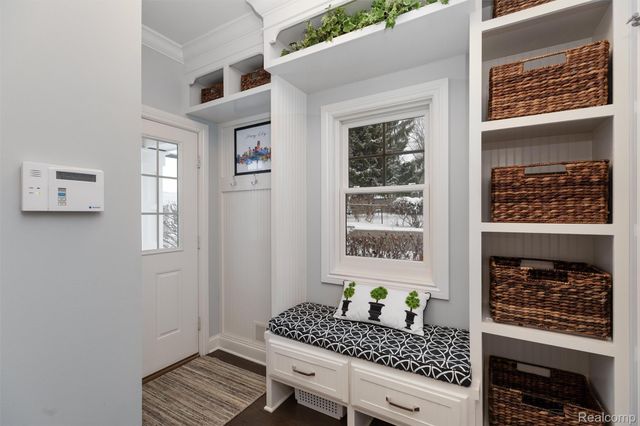 323 Terry Avenue, Rochester, MI 48307