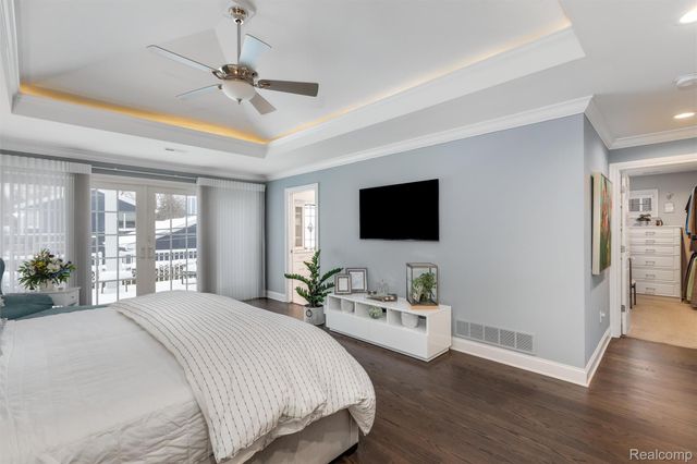 323 Terry Avenue, Rochester, MI 48307