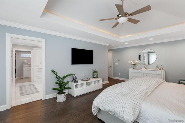 323 Terry Avenue, Rochester, MI 48307