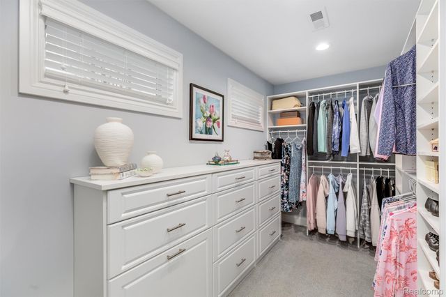 323 Terry Avenue, Rochester, MI 48307