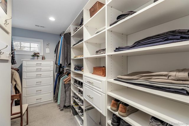 323 Terry Avenue, Rochester, MI 48307