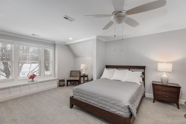 323 Terry Avenue, Rochester, MI 48307