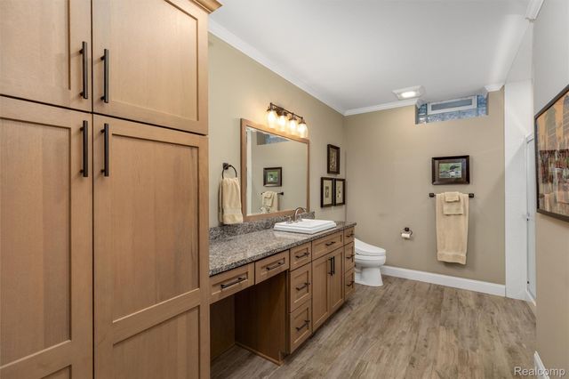 323 Terry Avenue, Rochester, MI 48307