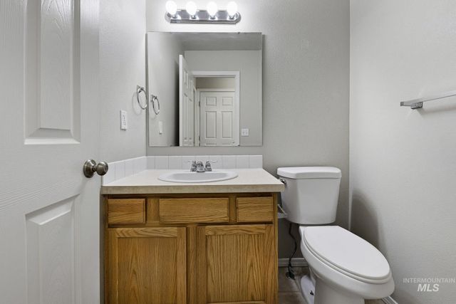 497 N Lahar Pl, Kuna, ID 83634