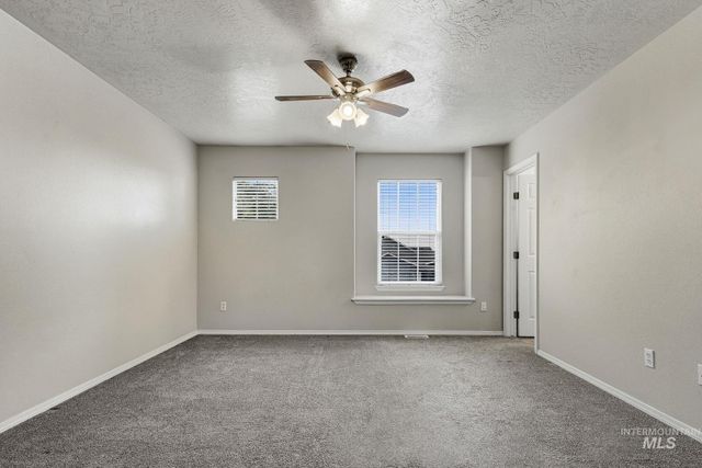 497 N Lahar Pl, Kuna, ID 83634
