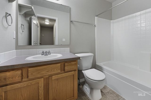 497 N Lahar Pl, Kuna, ID 83634