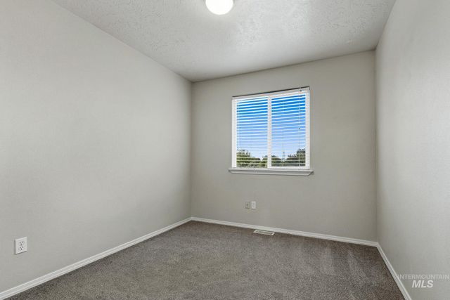 497 N Lahar Pl, Kuna, ID 83634