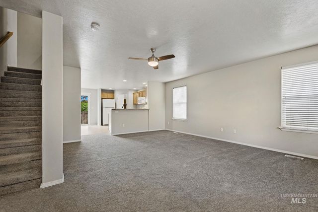 497 N Lahar Pl, Kuna, ID 83634