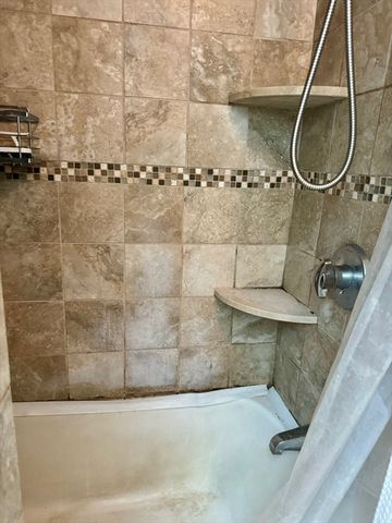 15 Waverly Ave, Everett, MA 02149