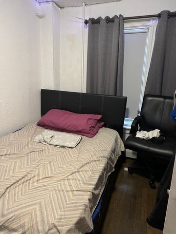 15 Waverly Ave, Everett, MA 02149