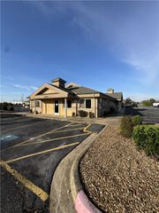 2717 SE I Street 7, Bentonville, AR 72712