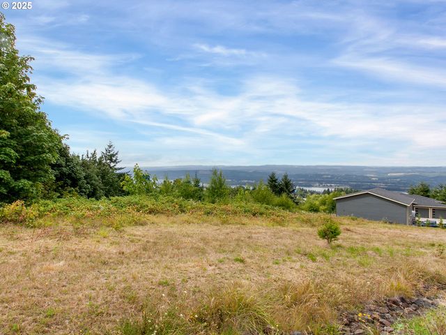 656 VARSITY Rd, Kalama, WA 98625