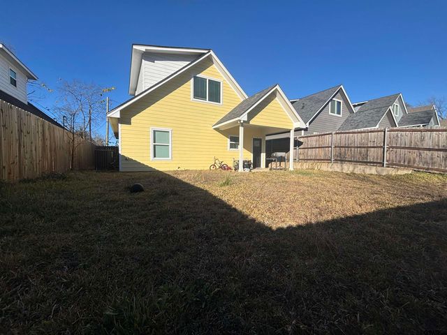 1338 Shaw St, Tyler, TX 75701