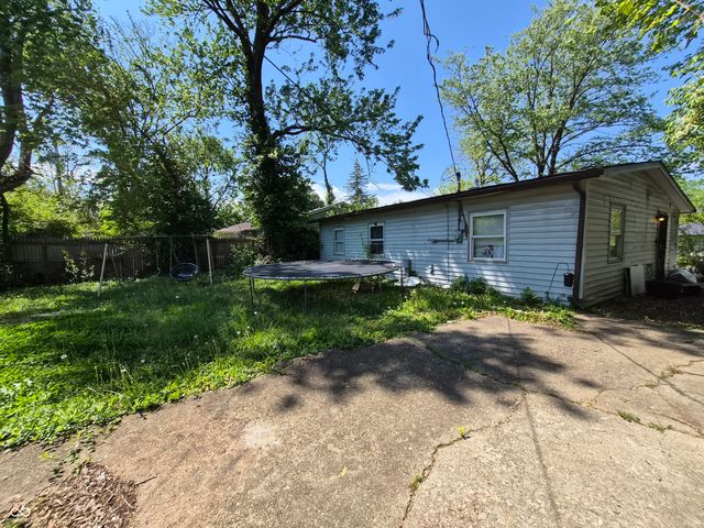 3125 Manor Court, Indianapolis, IN 46218