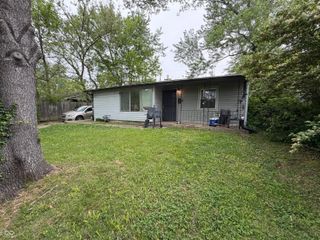 3125 Manor Court, Indianapolis, IN 46218