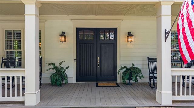 300 Horseshoe Bend, Statham, GA 30666