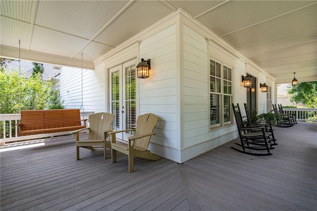 300 Horseshoe Bend, Statham, GA 30666
