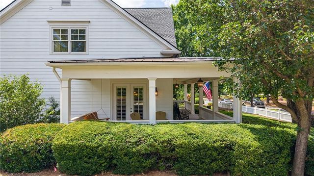 300 Horseshoe Bend, Statham, GA 30666