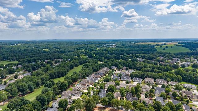 300 Horseshoe Bend, Statham, GA 30666
