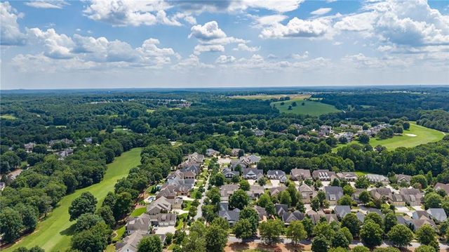 300 Horseshoe Bend, Statham, GA 30666