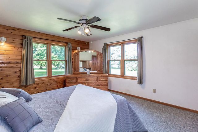 N5277 EVERTS ROAD, New London, WI 54961