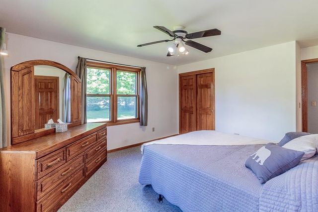 N5277 EVERTS ROAD, New London, WI 54961