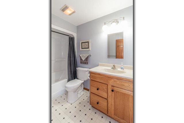 N5277 EVERTS ROAD, New London, WI 54961
