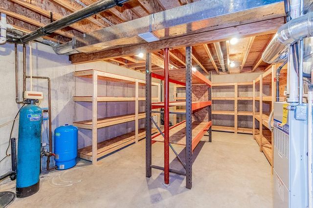 N5277 EVERTS ROAD, New London, WI 54961