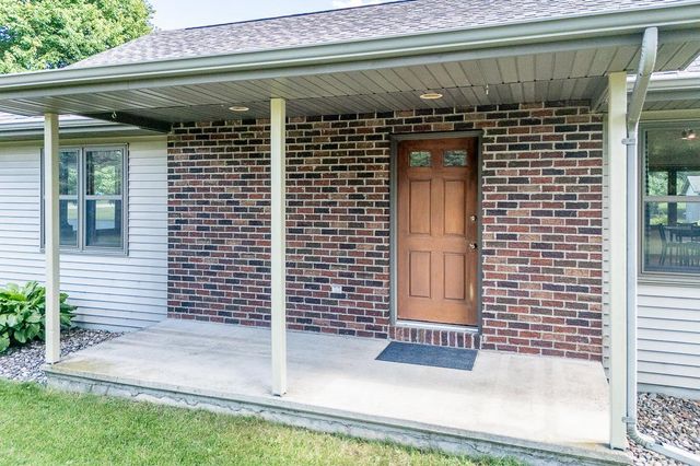 N5277 EVERTS ROAD, New London, WI 54961