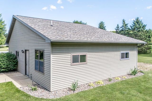 N5277 EVERTS ROAD, New London, WI 54961