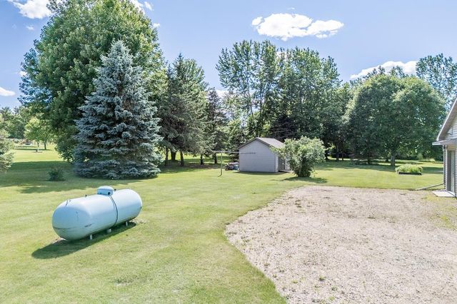 N5277 EVERTS ROAD, New London, WI 54961