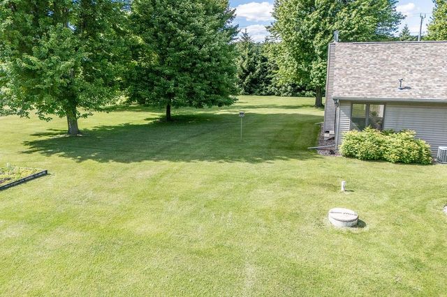 N5277 EVERTS ROAD, New London, WI 54961