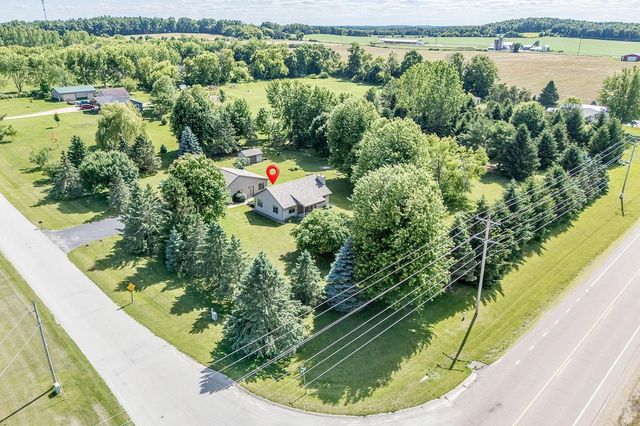 N5277 EVERTS ROAD, New London, WI 54961