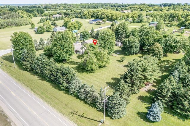 N5277 EVERTS ROAD, New London, WI 54961