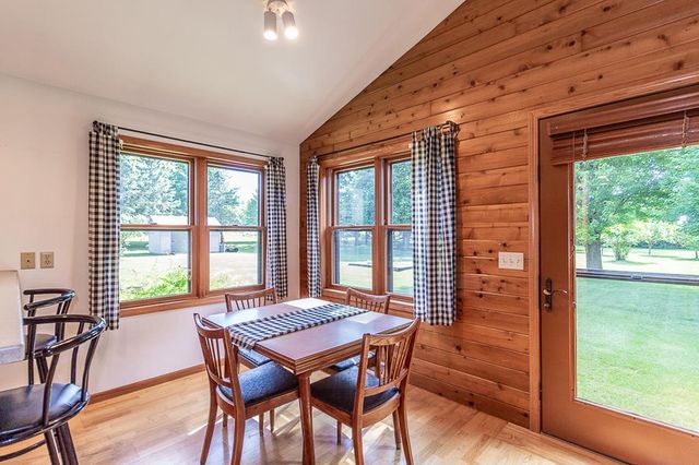 N5277 EVERTS ROAD, New London, WI 54961