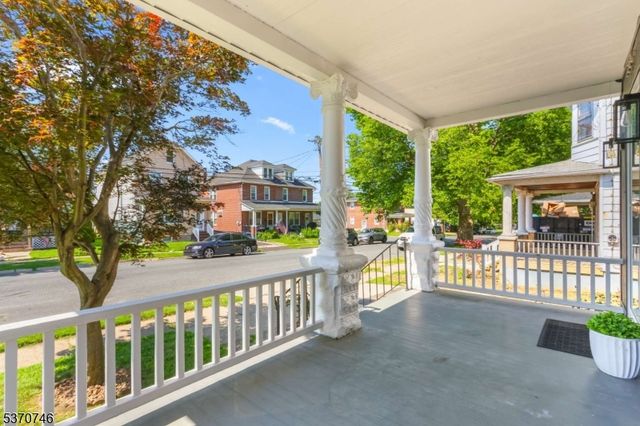 300 Irwin St, Phillipsburg Town, NJ 08865