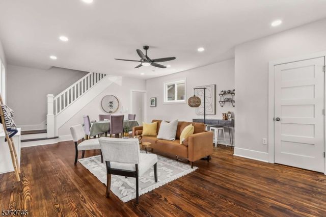 300 Irwin St, Phillipsburg Town, NJ 08865