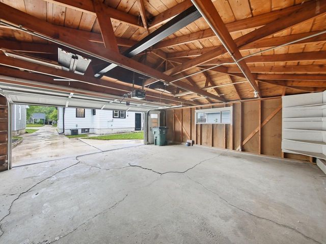 4626 N River Park BOULEVARD, Milwaukee, WI 53209