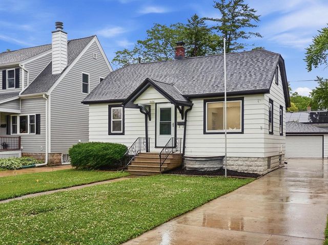 4626 N River Park BOULEVARD, Milwaukee, WI 53209