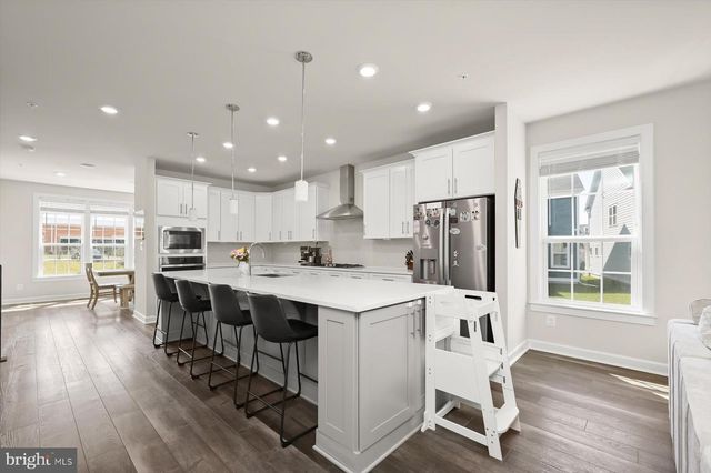 10911 BECKENHAM ST, Middle River, MD 21220