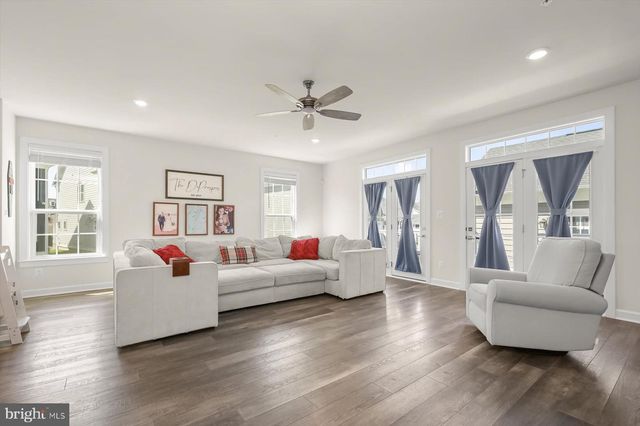 10911 BECKENHAM ST, Middle River, MD 21220
