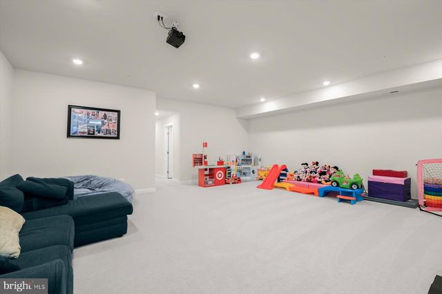 10911 BECKENHAM ST, Middle River, MD 21220