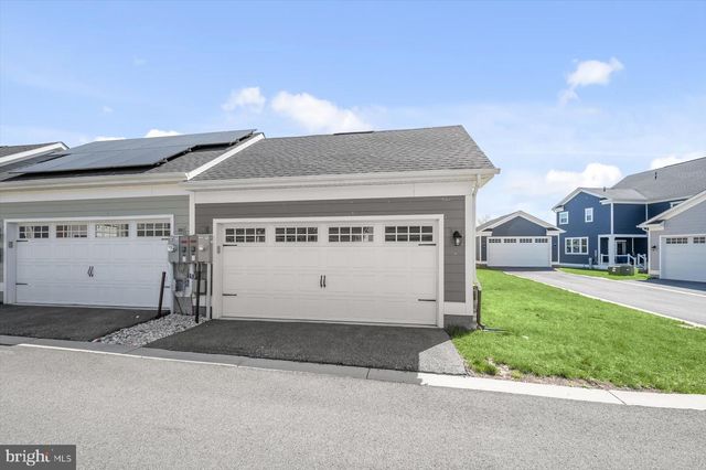 10911 BECKENHAM ST, Middle River, MD 21220
