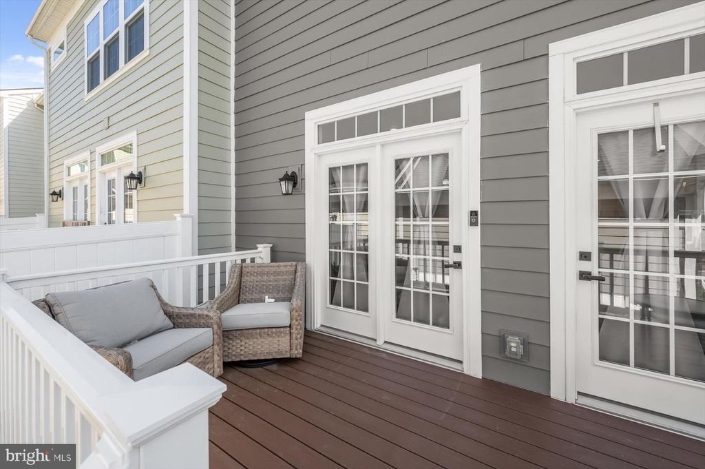 Image 16 of property listing at 10911 BECKENHAM ST, Middle River, MD 21220