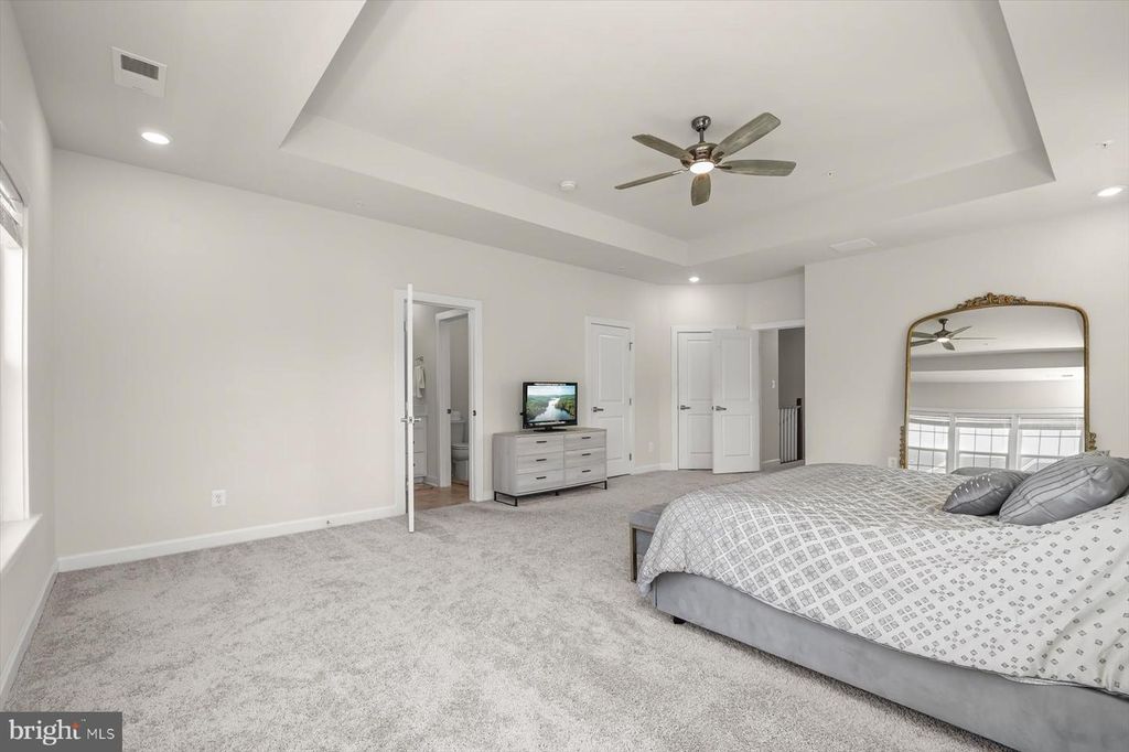 Image 22 of property listing at 10911 BECKENHAM ST, Middle River, MD 21220