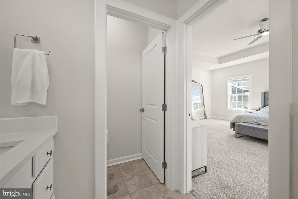 Image 25 of property listing at 10911 BECKENHAM ST, Middle River, MD 21220