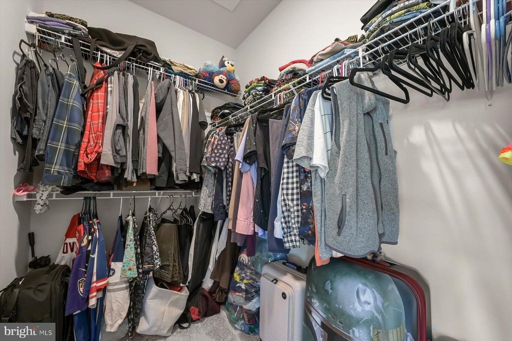 Image 27 of property listing at 10911 BECKENHAM ST, Middle River, MD 21220