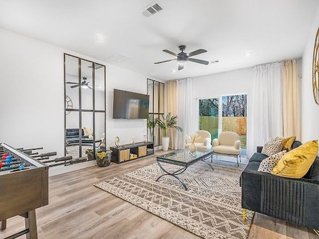 2610 Birmingham Avenue, Dallas, TX 75215