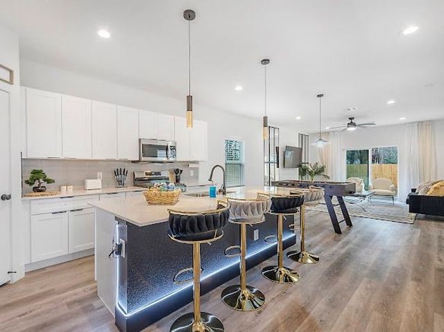 2610 Birmingham Avenue, Dallas, TX 75215