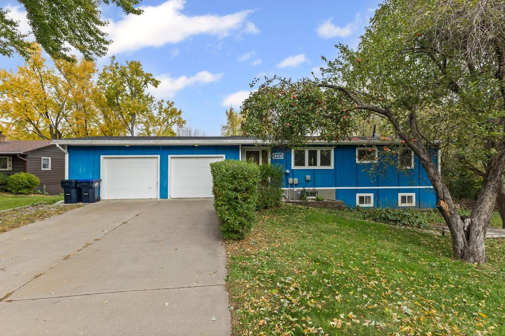 409 Riverview Drive, Monticello, MN 55362